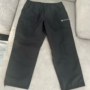 VOLCOM GORE-TEX SHELL PANTS